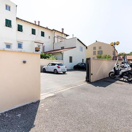 Casa “Oasi Del Mare” Apartamento Livorno Exterior foto